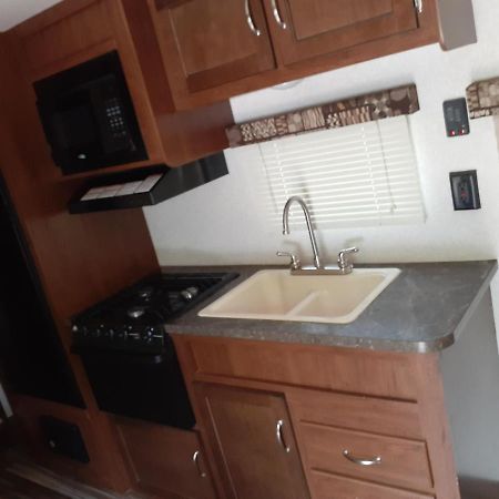 Отель 2017 Camper Located At The St. George Rv Park! Экстерьер фото