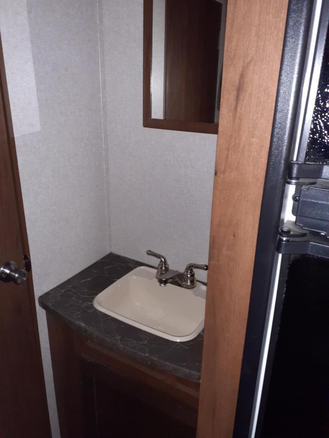 Отель 2017 Camper Located At The St. George Rv Park! Экстерьер фото